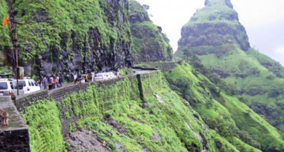 Bhor Ghat, Raigad, Maharashtra - Vushii.com Bhor Ghat, Raigad, Maharashtra - Vushii.com